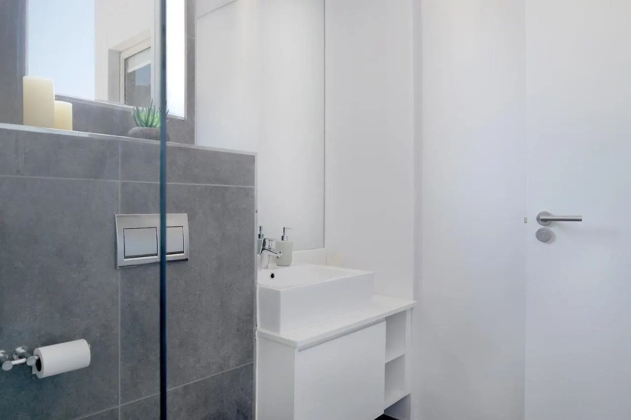 Naomi - Designer Penthouse In The Heart Of Cape Town Apartment