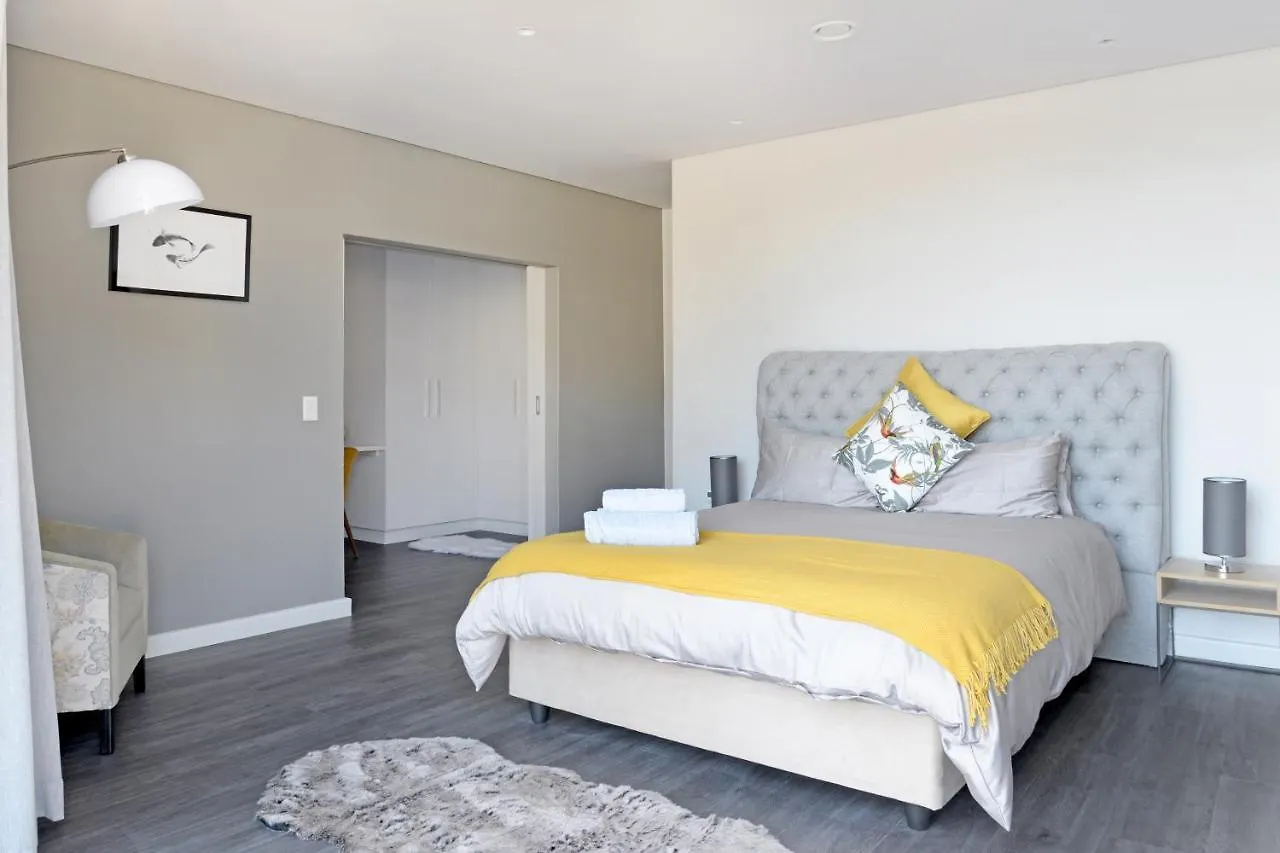 Naomi - Designer Penthouse In The Heart Of Cape Town Apartment 0*,