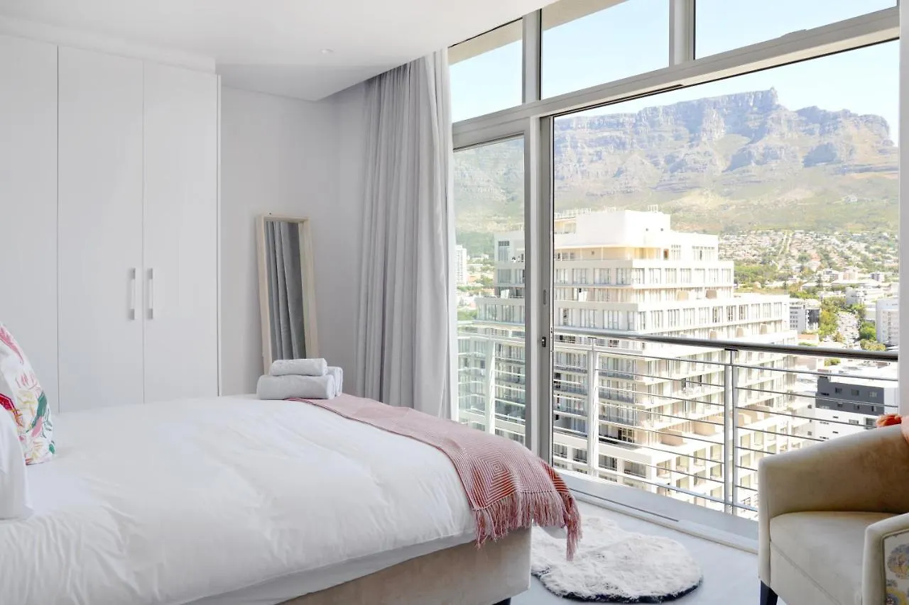 Naomi - Designer Penthouse In The Heart Of Cape Town Apartment South Africa